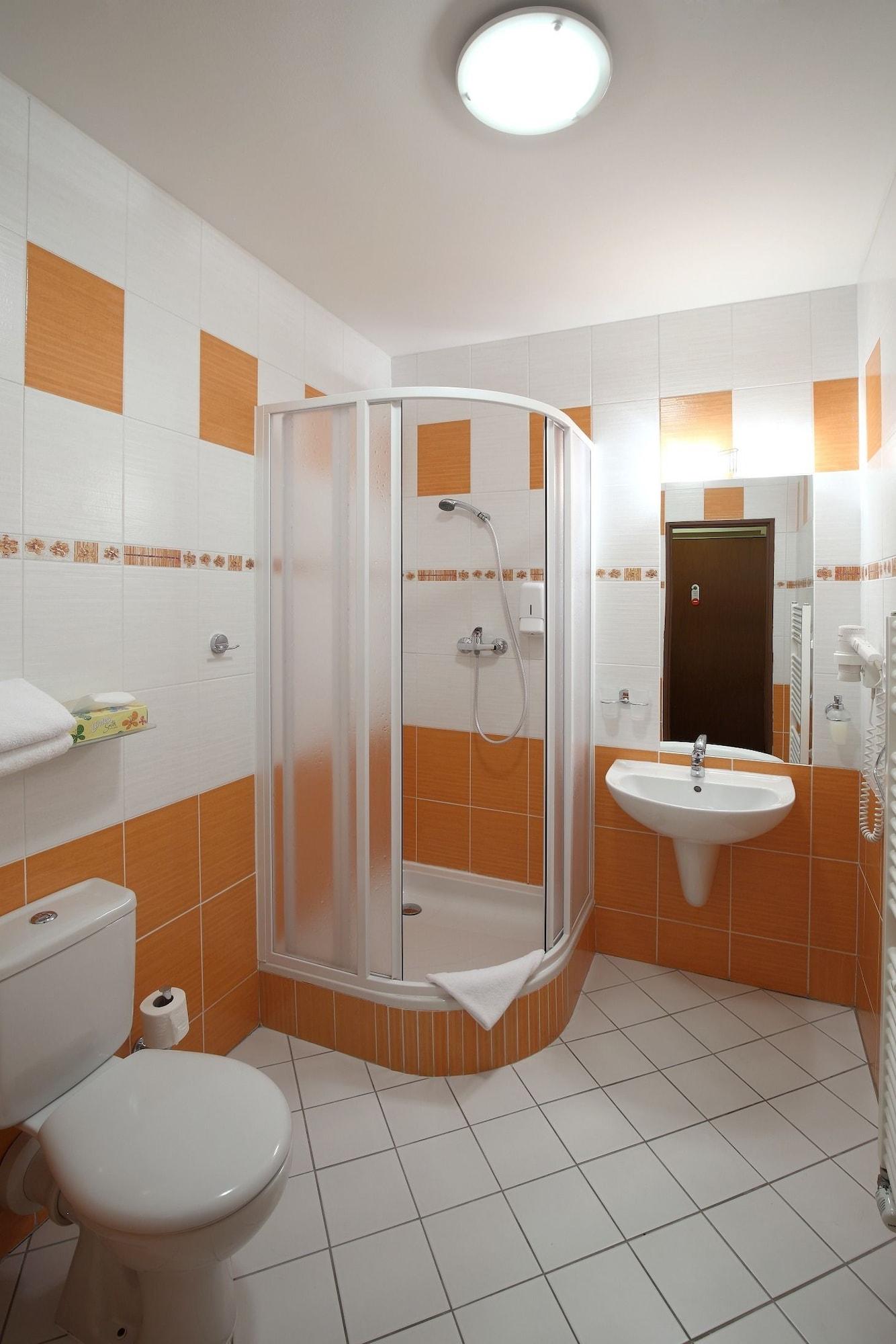 Hotel Palace Plzeň Dış mekan fotoğraf