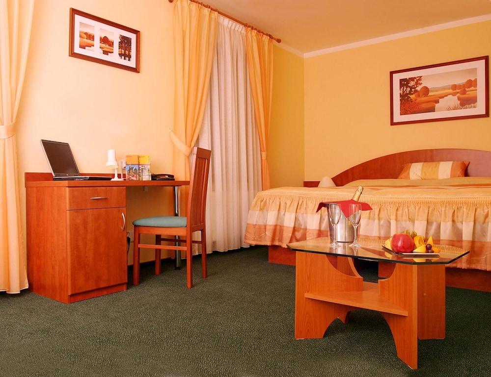 Hotel Palace Plzeň Dış mekan fotoğraf