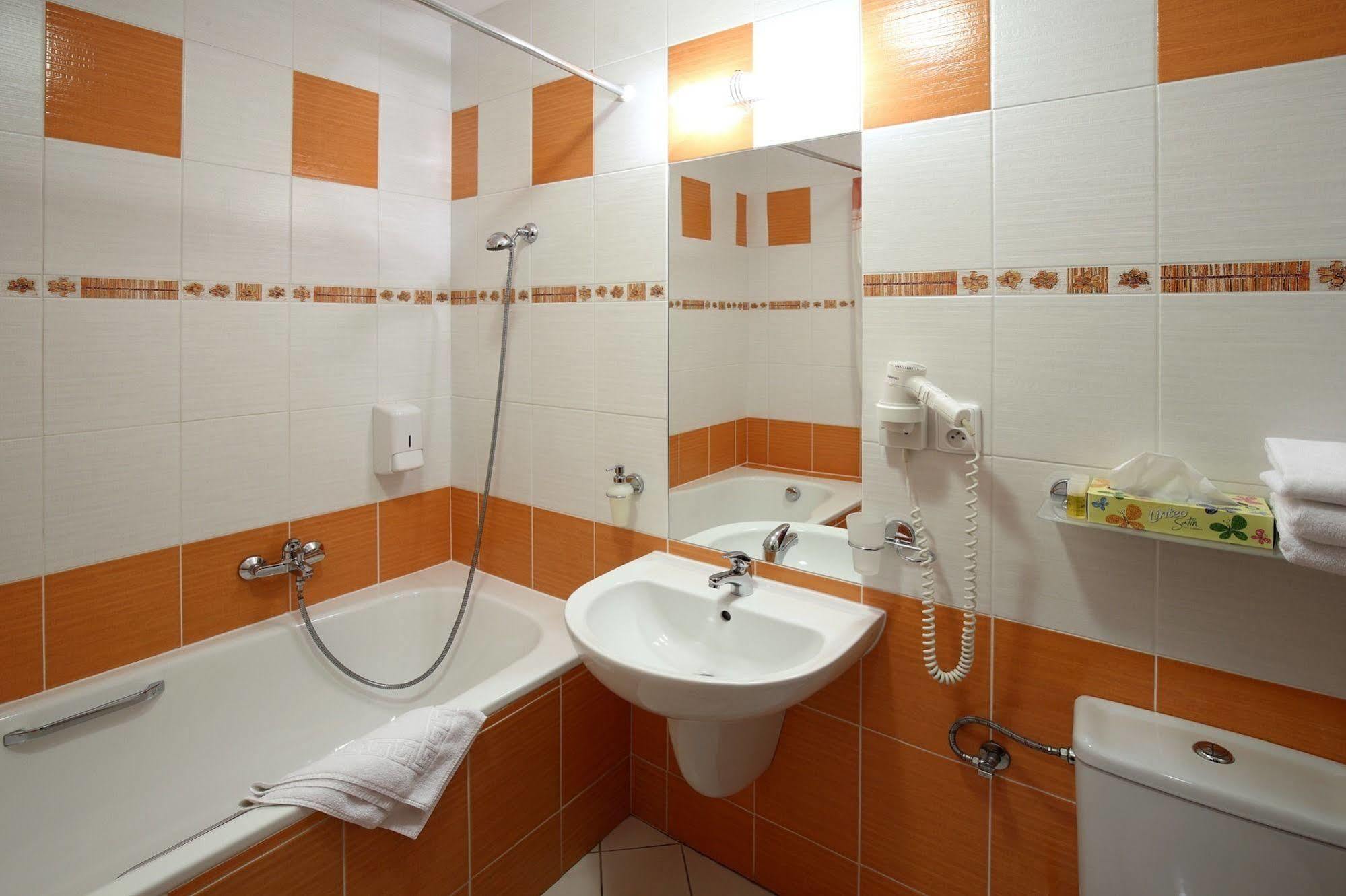Hotel Palace Plzeň Dış mekan fotoğraf
